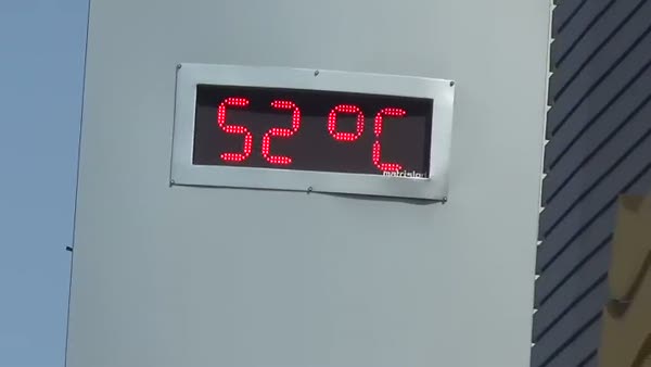 Şanlıurfa'da termometreler 52 dereceyi gösterdi