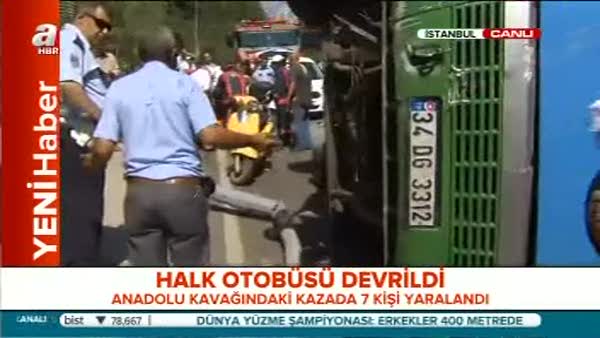 İstanbul'da halk otobüsü devrildi
