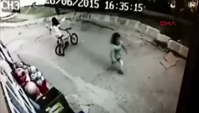 İzmir sapığı kamerada