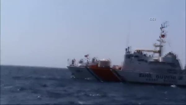 Sürüklenen dalış teknesini sahil güvenlik kurtardı