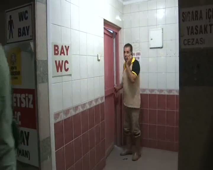 Madde bağımlısı, tuvalette ölü bulundu