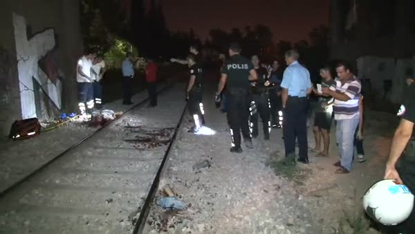 Trenin önüne atlayan adam hayatını kaybetti