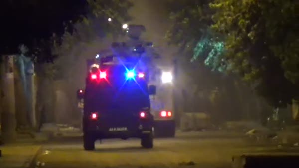 Diyarbakır’da sokaklar karıştı polis müdahale etti