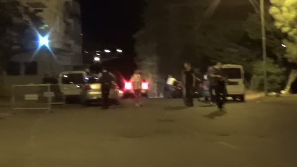 Polis merkezine saldırı: 2 polis yaralı