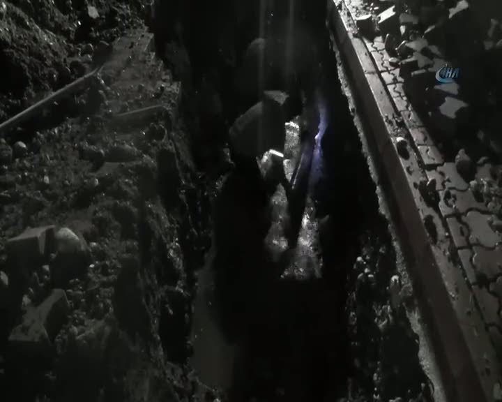 Elektrik teknisyenine sigarayla işkence yaptılar