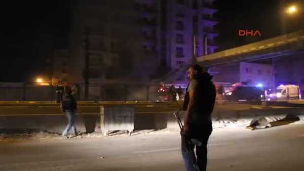 Polis midibüsüne roketli saldırı: 9'u polis 23 yaralı