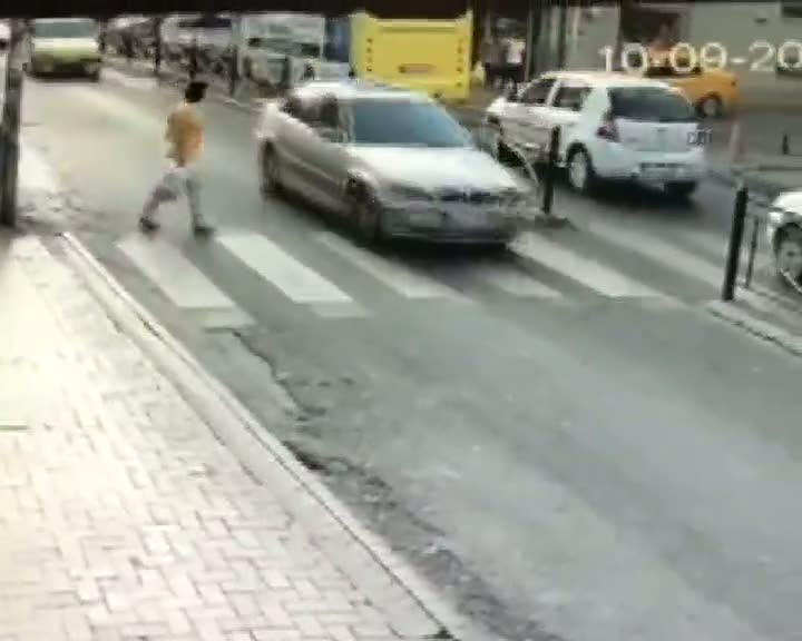 Feci kaza saniye saniye görüntülendi