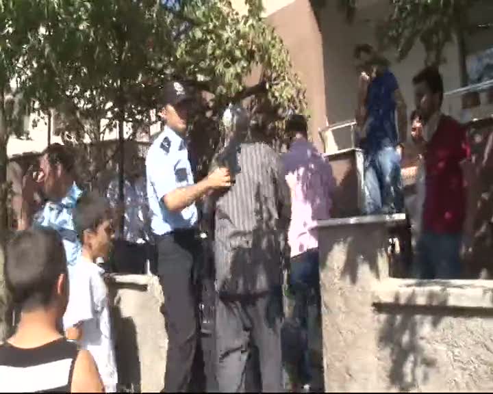 Şehit Komiser Yardımcısı Oktay İzgi, baba ocağında