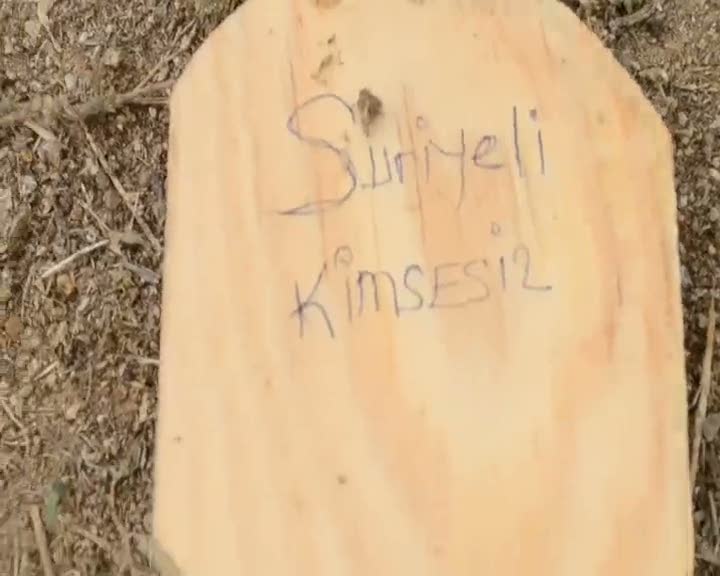 Mezarlık şakası polisi alarma geçirdi