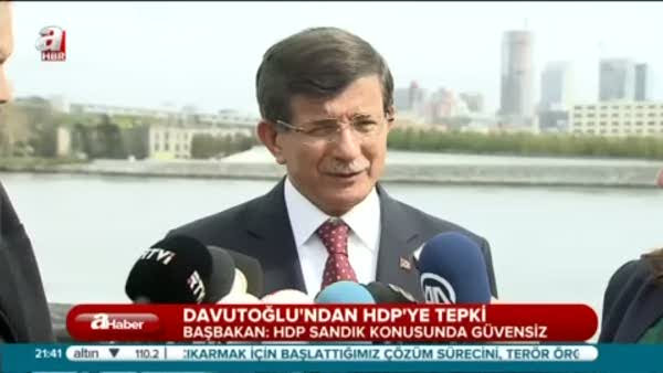 Başbakan Davutoğlu gazetecilerin sorularını yanıtladı