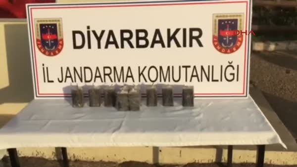 Diyarbakır'da el yapımı patlayıcılar ele geçirildi