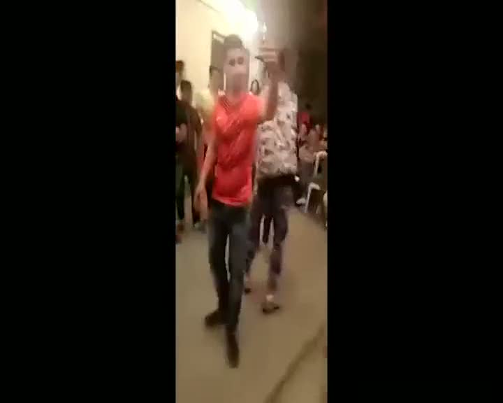 Dans tekme tokat kavgaya döndü