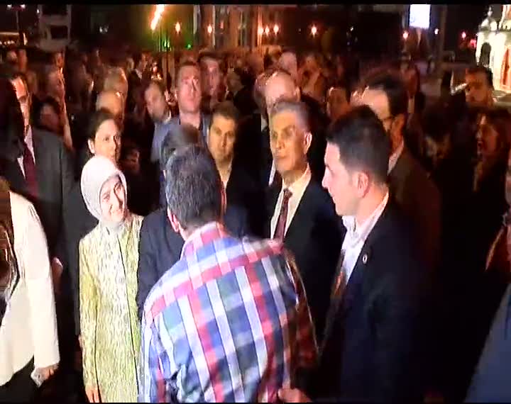 ''Aşkım... Sayın Başbakan ile birlikteyiz''