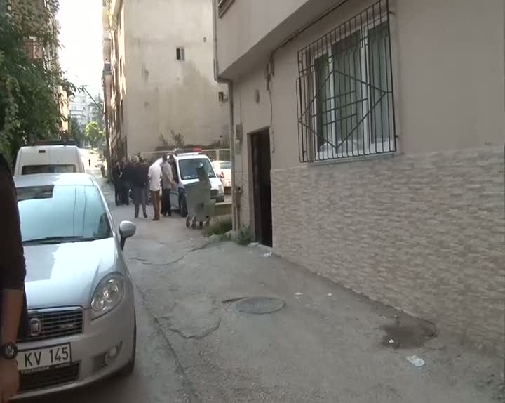 Genç kadının garip intiharı