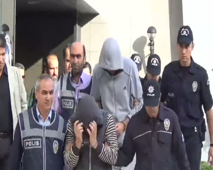 İnternet sitesinden kadın pazarlayan çete çökertildi