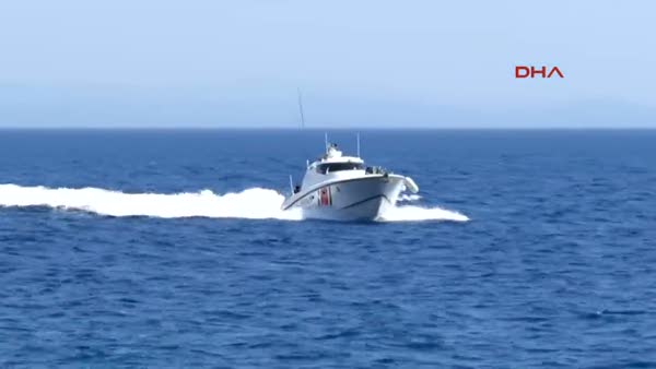 Ege'de kaçak teknesi alabora oldu: 3 kayıp