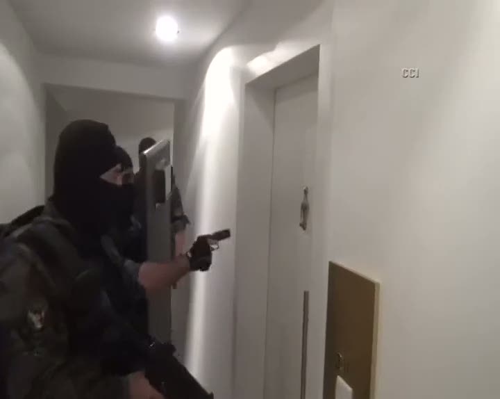 'Sihirli ses' operasyonu polis kamerasında