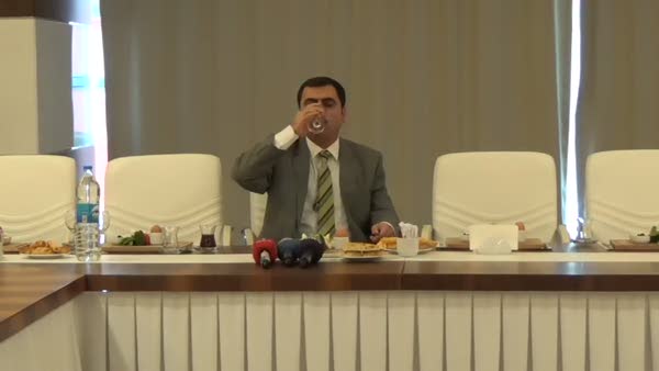 AK Parti'yi desteklemek için HDP'den istifa etti