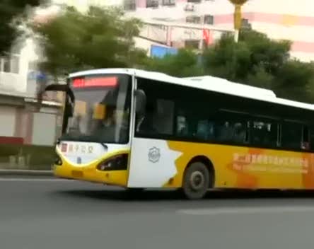 Kahraman otobüs şoförü kızın hayatını kurtardı