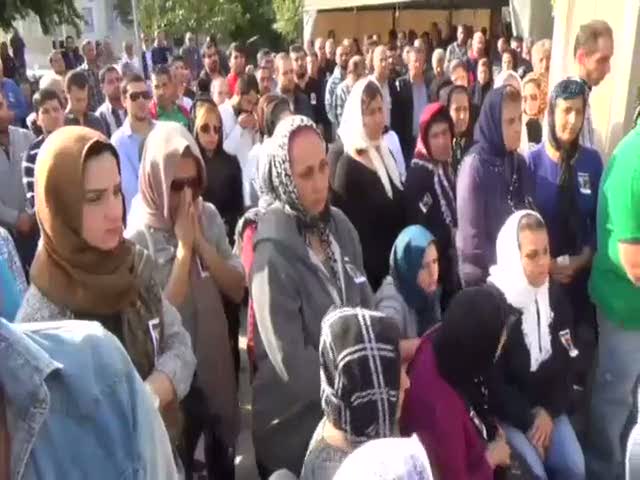 Selçuk İnan gözyaşlarını tutamadı