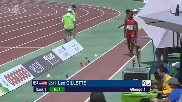 Gözleri görmeyen sporcunun talihsiz anları