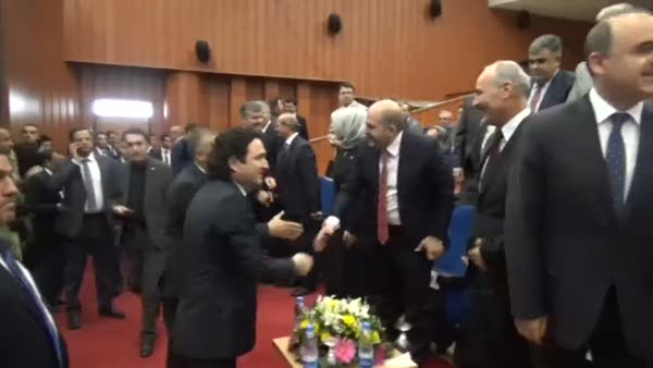 Başbakan Davutoğlu’nun mazbatası verildi
