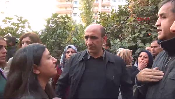 Polis HDP'li vekilleri Silvan'a sokmadı