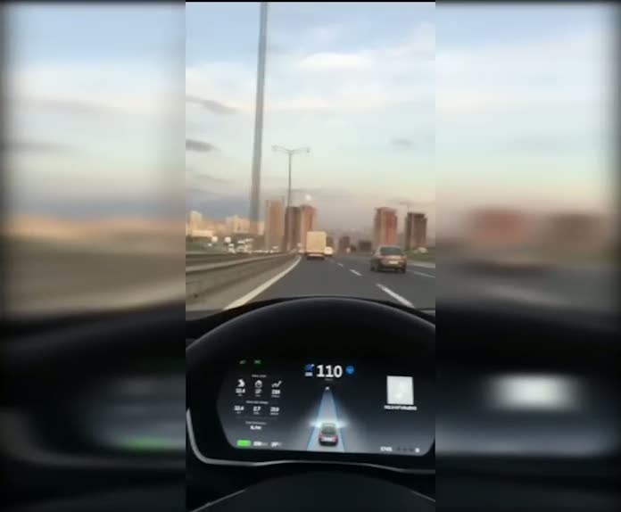 İstanbul trafiğinde otomatik pilot sistemi testi