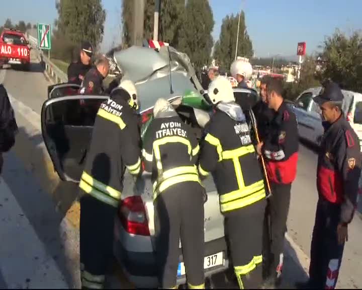 Bariyer otomobile ok gibi saplandı