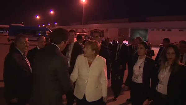Merkel Antalya'dan ayrıldı
