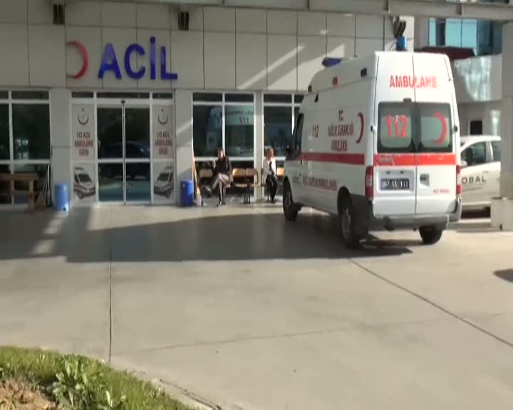 Devlet hastanesinde köpeğe ameliyat yapılması tepki çekti
