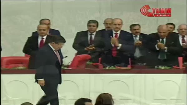 Başbakan Ahmet Davutoğlu yemin etti