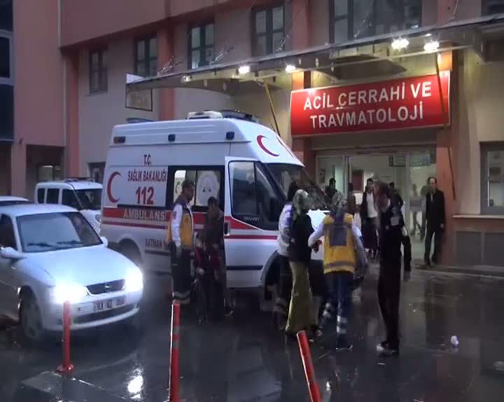 2 aylık bebeğin boğazına çengelli iğne kaçtı
