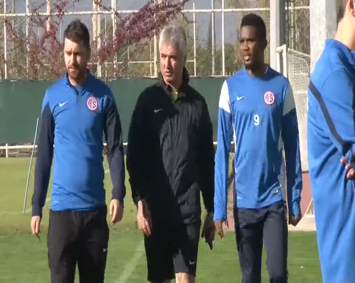 Antalyaspor'u Eto'o çalıştırıyor