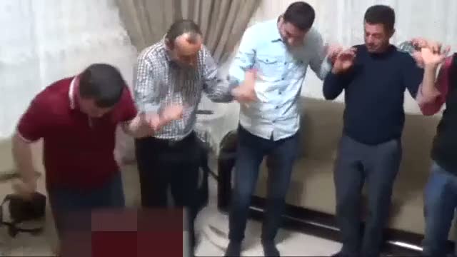 Uçurumun kenarında halay çeken kafadarlar konuştu