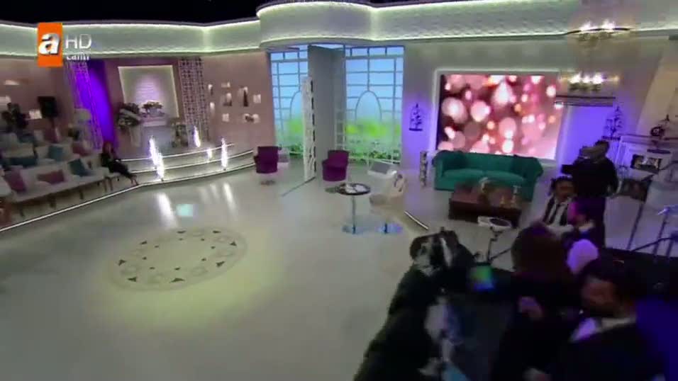 Esra Erol programa böyle döndü!