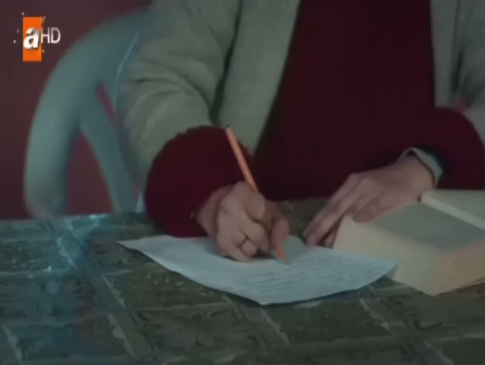 Deniz Seki ' Bir sabah bir uyanıyorsun...'