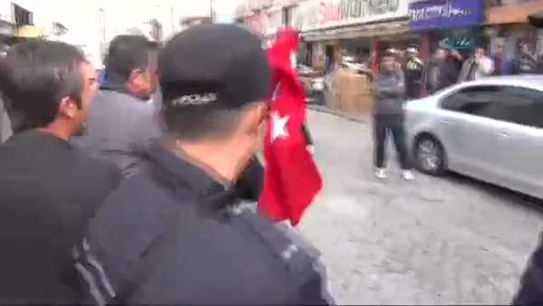 HDP’nin eylemine bayraklı tepki