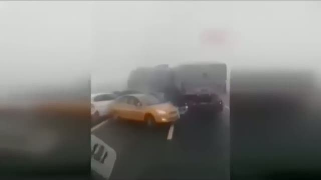 Zincirleme kazaya böyle tepki verdi