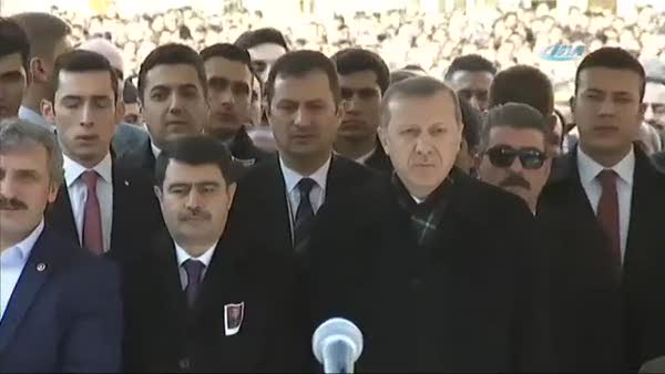 Cumhurbaşkanı Erdoğan, Şehit Polis Önder Ertaş'ın cenaze namazına katıldı