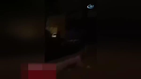 Galatasaraylı taraftarlara döner bıçaklı saldırı kamerada
