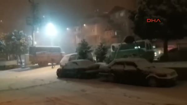 Kocaeli'de kar yağışı etkili oldu