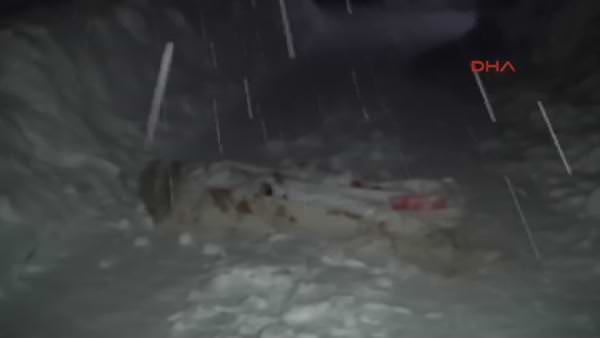 Yüksekova'da battaniyeye sarılı erkek cesedi bulundu