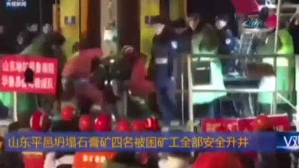 Çinli madenciler göçük altından 36 gün sonra kurtarıldı
