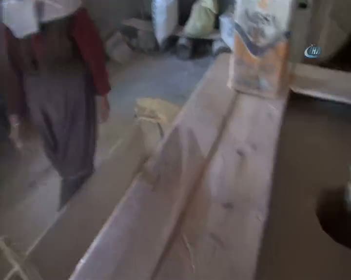 83 yaşındaki Fatma Nine teknolojiye meydan okuyor