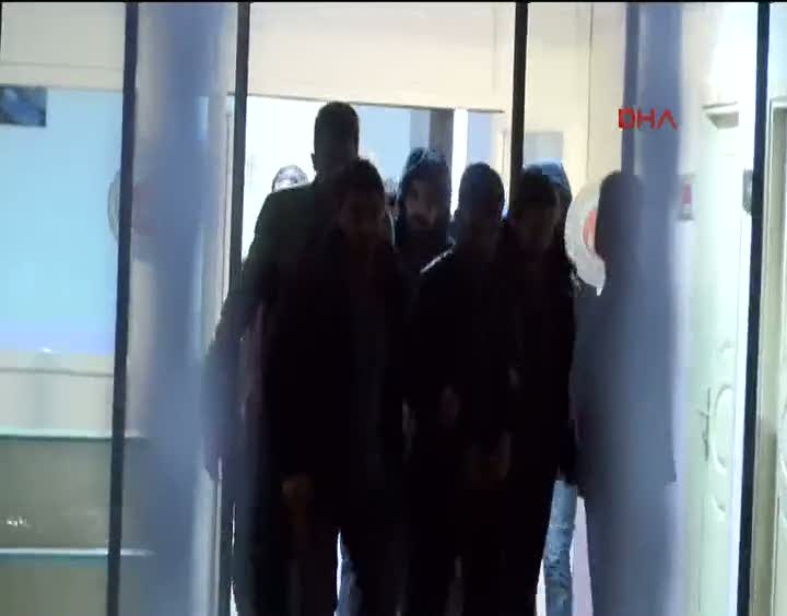 Kanarya'daki tarama olayına 3 tutuklama