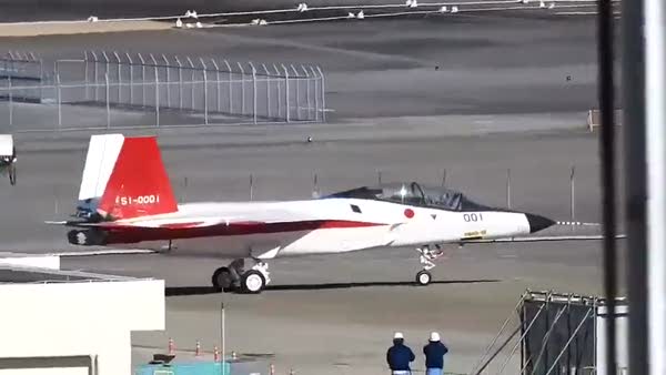 Japonya’nın hayalet uçağı yer testlerine başladı
