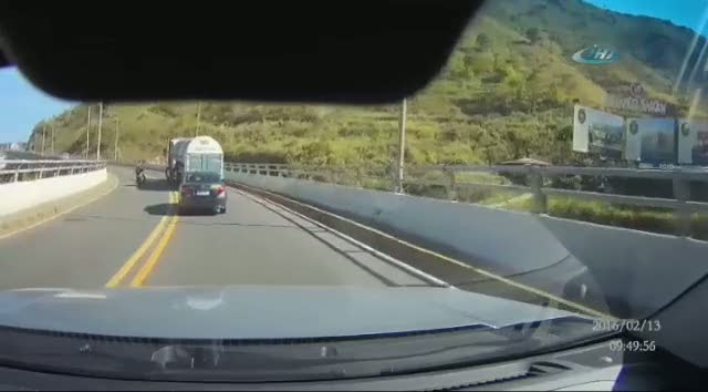 Havada defalarca takla attı!