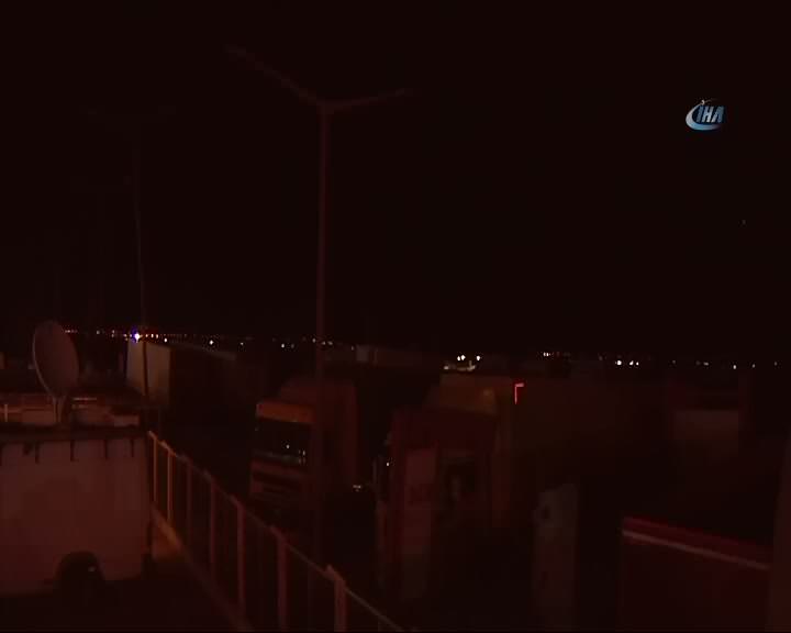 YPG mevzileri top atışlarıyla vuruldu