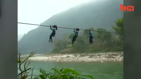 Dünyanın en tehlikeli okul yolu
